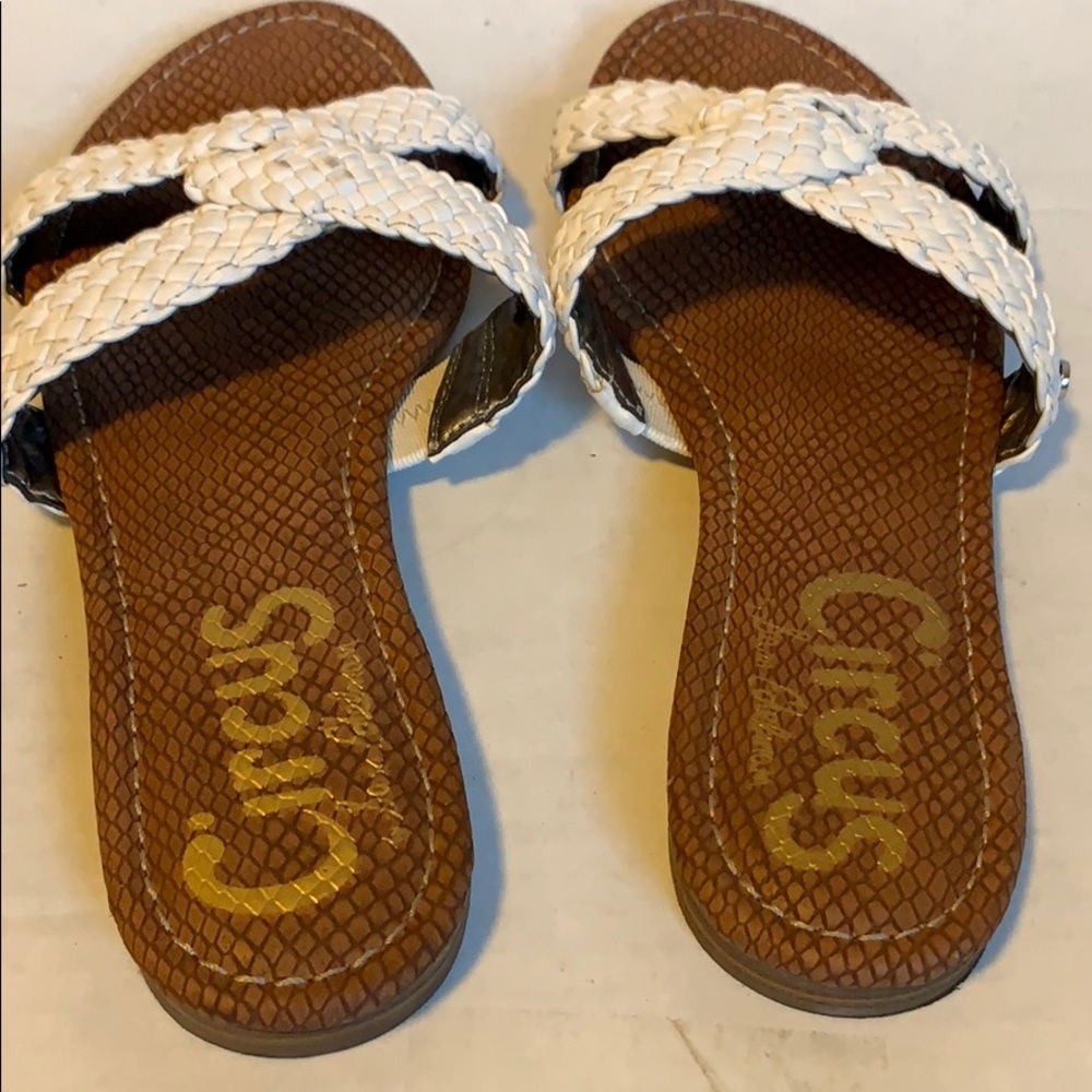 Sandal - Picture 4 of 4